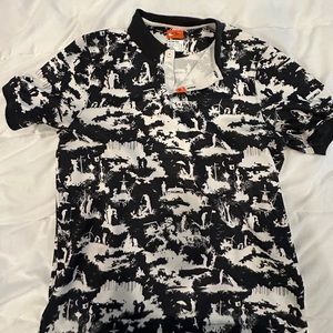 Nike golf shirt excellent condition size medium.